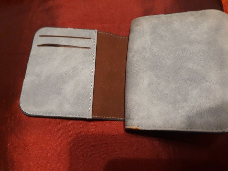 Дамско кожено портмоне