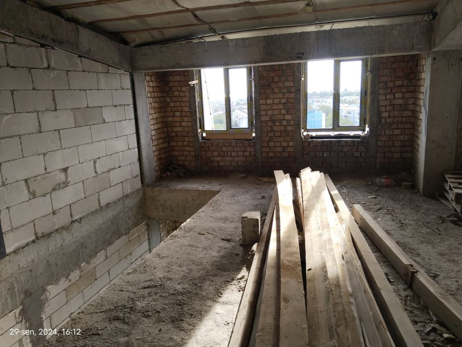 DUPLEX 9-10 etaj 40000$ ga 92 m2 8mik.bozor yonida