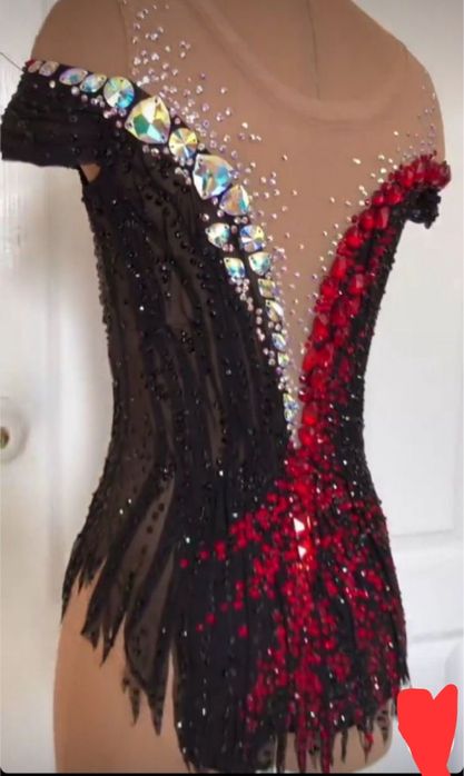 Продам купальник для гимнастики