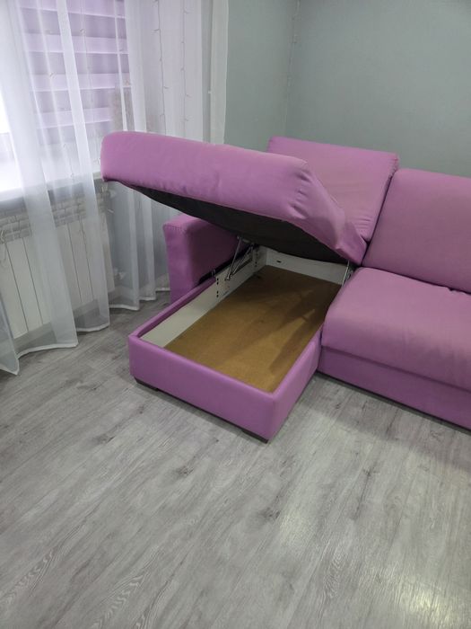 Продаётся диван)