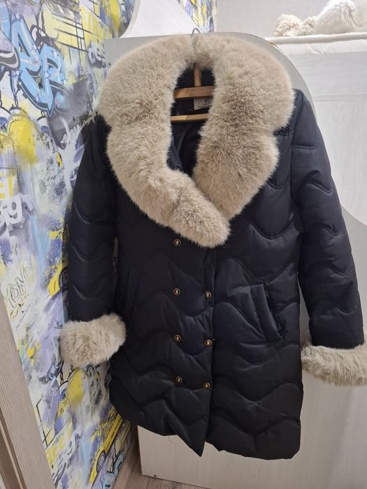 Продам пуховик зима