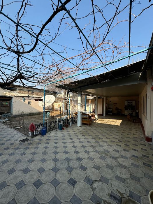 Ховли уй сотилади 6 сотик