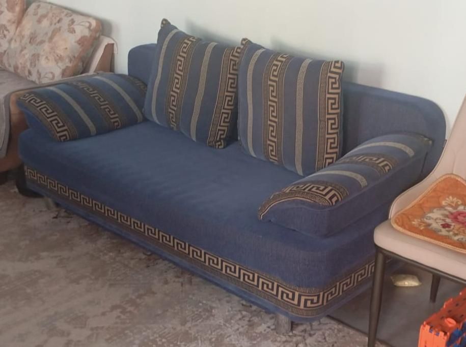 Продам диван тахта