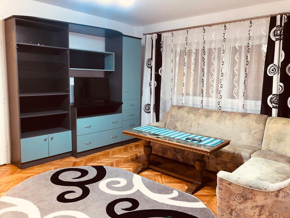 Închiriez apartament 2 camere