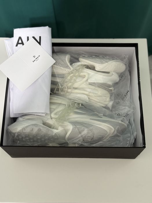 Balmain Unicorn White