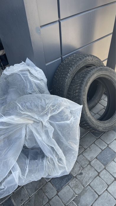 Зимние шины R17 протектор хороший