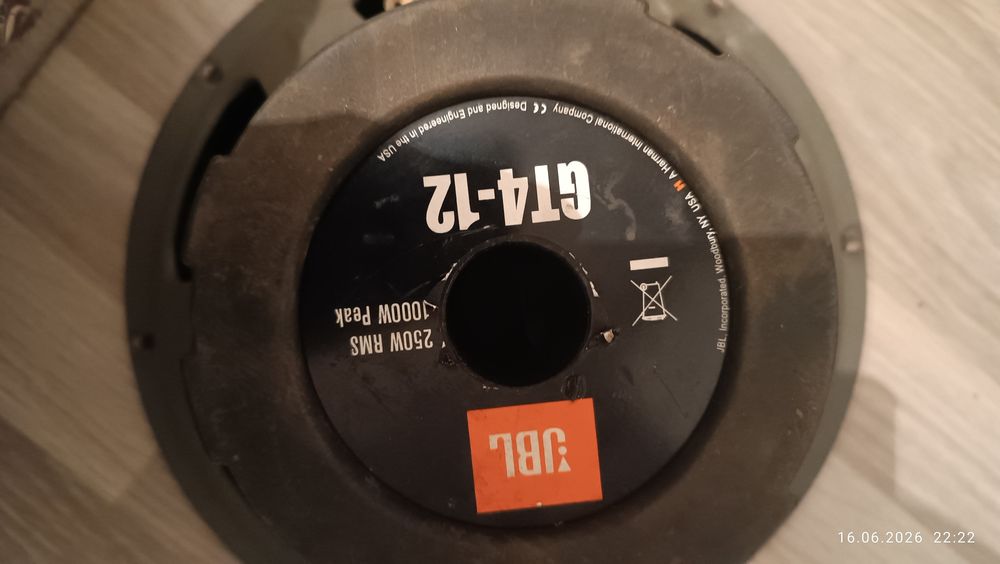 Динамик JBL буфер
