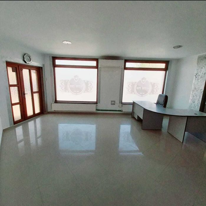 Spațiu 80 mp – birouri, cabinet medical sau farmacie