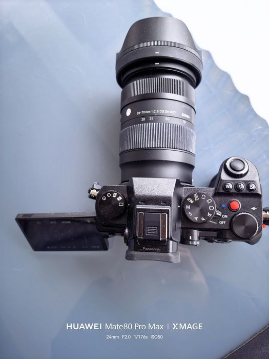 Panasonic Lumix S5 + Sigma 28-70 DG 2.8 + Lumix 50mm 1.8