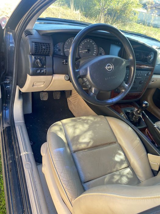 Продавам автомобил