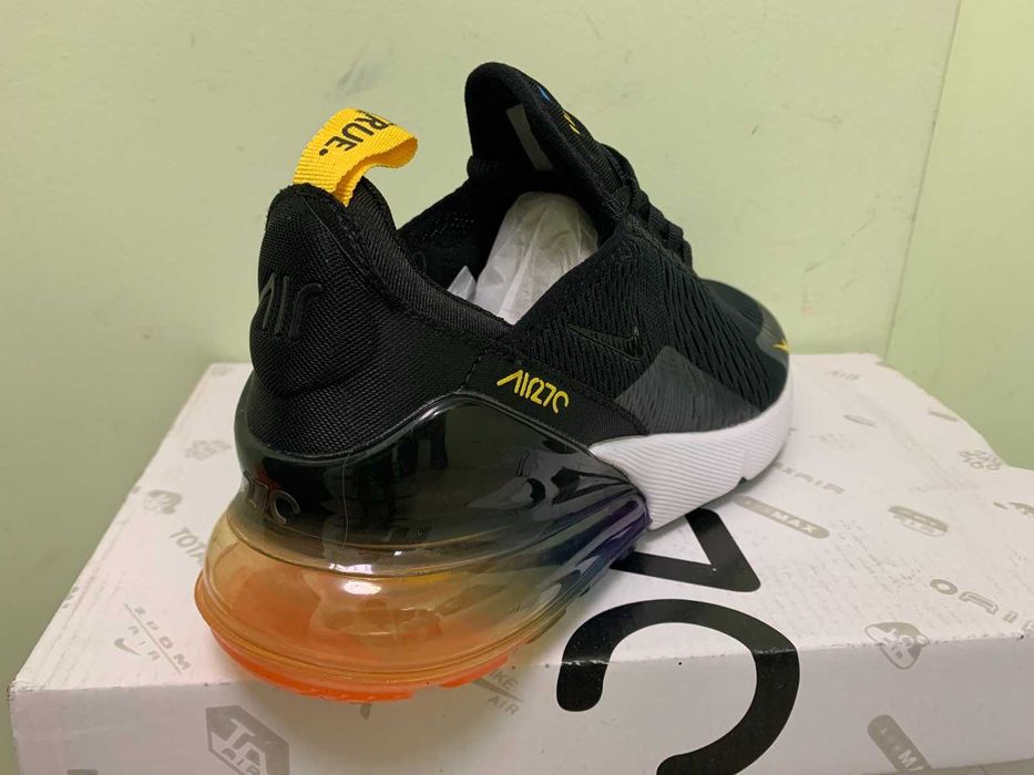 Нови дамски маратонки с кутия Nike Air Max 270 размер 39