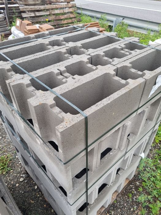 Boltari fundatie gard / boltari gard / boltar temellie / cofrag gard