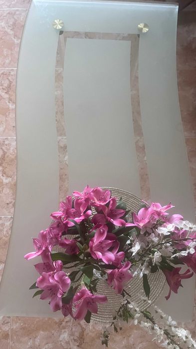 Холна масичка стъкло