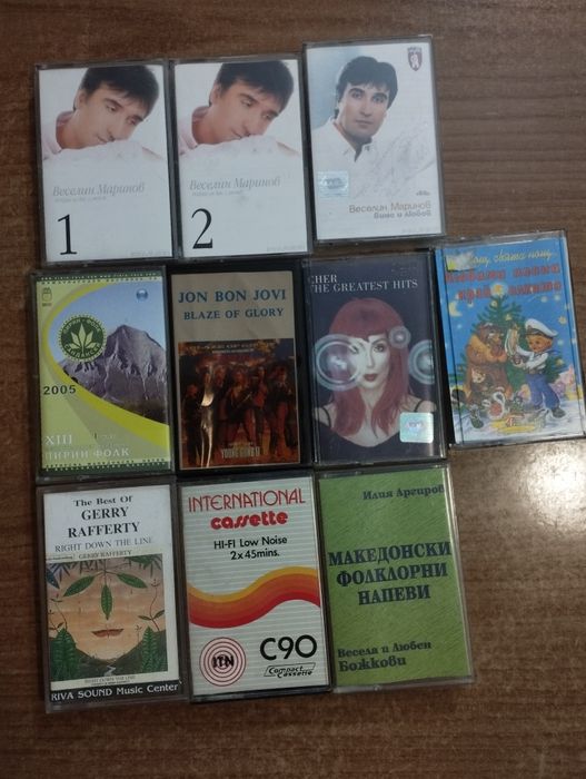 Аудио касети всякаква музика