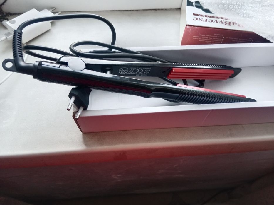 Выпрямитель для волос