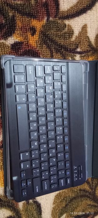 Продам планшет LI6000