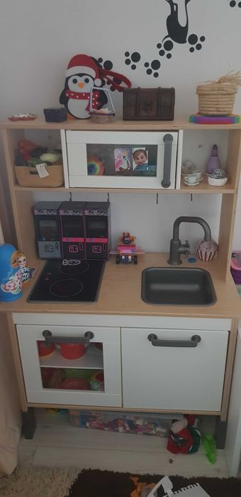 Bucatarie copii Ikea, 400 ron