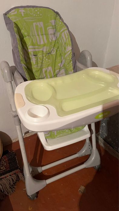 Балаларға тамақ ішуге арналған стол