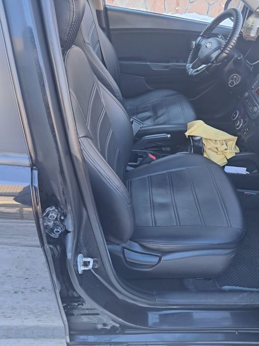 Продам машину Kia Rio