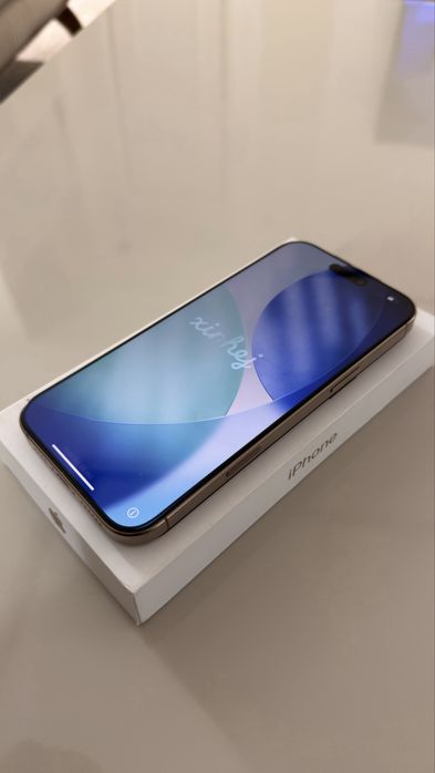 Продам свой iPhone 16 Pro Max 256GB - 97%