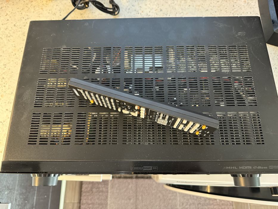 Yamaha RX-S600d resiver
