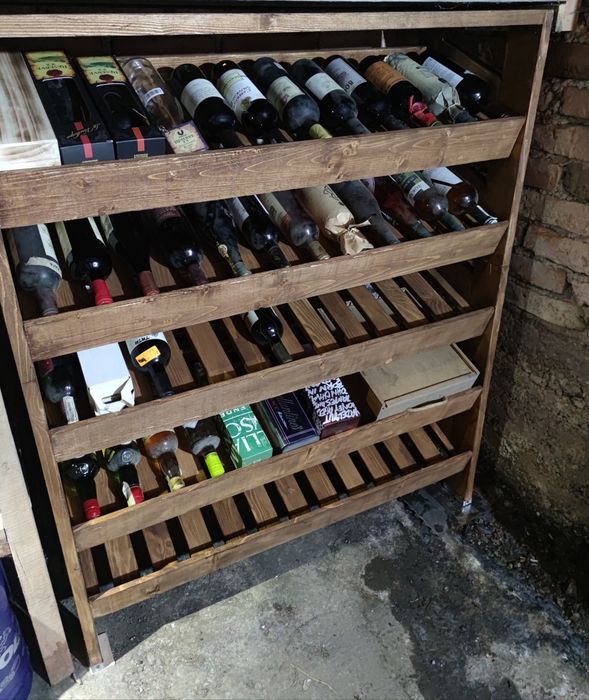 Raft pentru sticle de vin