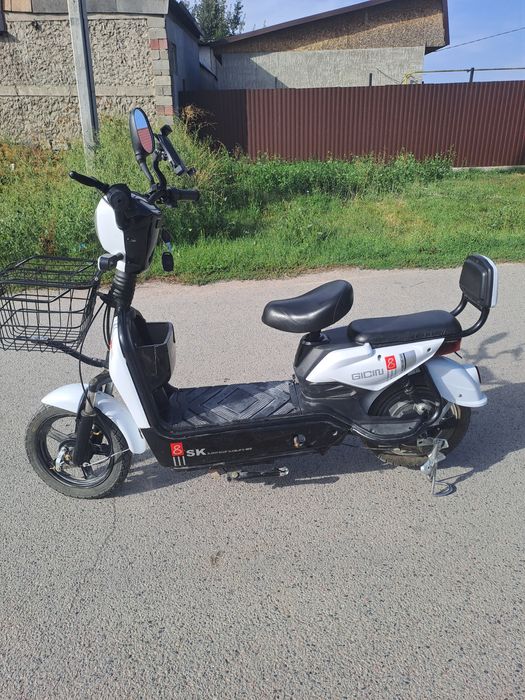 Электроскутер Gicinu Sk8