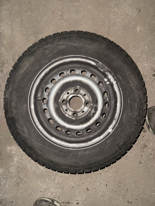 Продам резину на штампах 4*98 r13