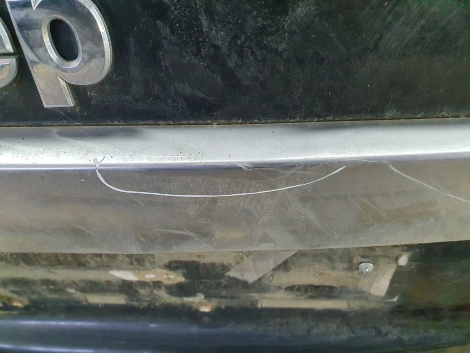 Haion fara luneta Jeep Grand Cherokee WK (2004 - 2010)