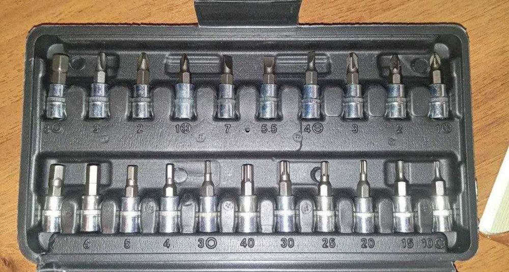 Набор инструментов CR-V [46 предметов]