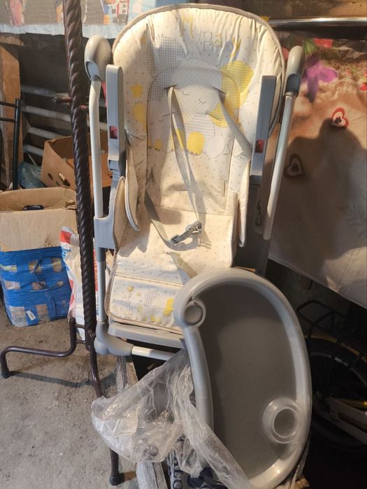 Коляска и стульчик для кормления и люлка срочно продается