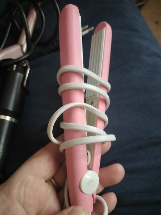 Продам паровой утюг,плойки