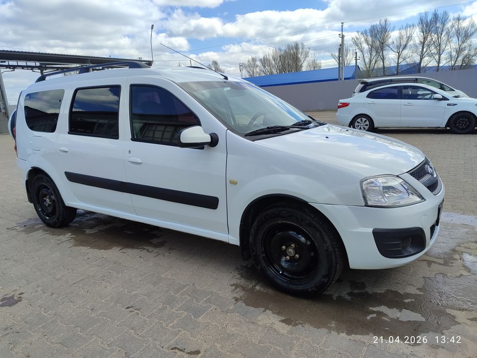 Ларгус продам в отличном сост.