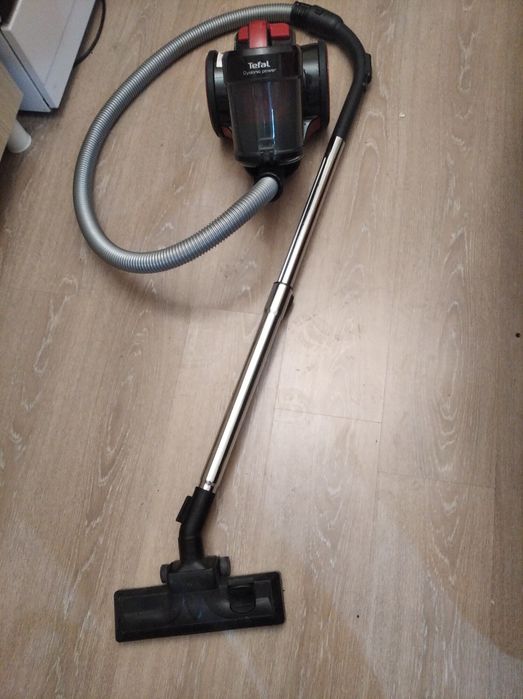 Продам пылесос в отличном состоянии