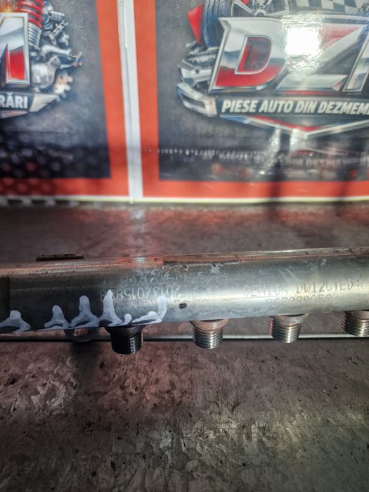 Rampa injectoare Land Rover Freelander 2 motor 2,2 diesel 224DT