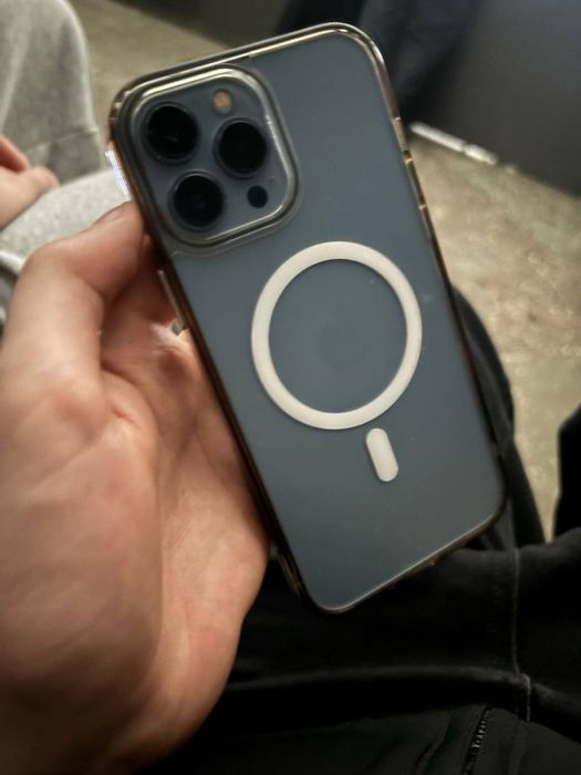 Продам или обменяю айфон 13 про макс