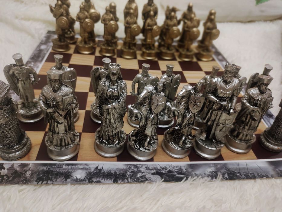 Эксклюзивные шахматы ручной работы.привезенные с Ирана