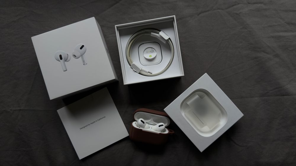 Apple AirPods Pro (1-во поколение)