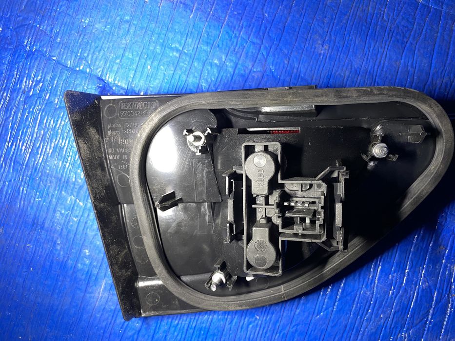 Stop Renault Megane 1 facelift 1999 - 2022 stop dreapta haion sedan