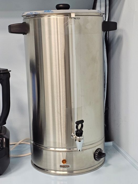 Кипятильник воды электрический КВЭ-30 серый