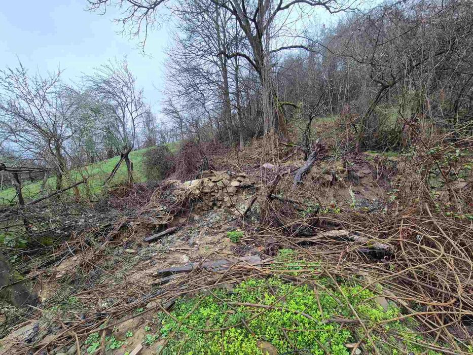 Парцел в област София !