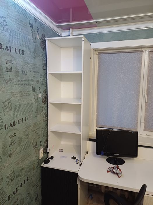 Мебель в комнату.