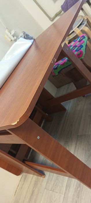 Стол книжка продам