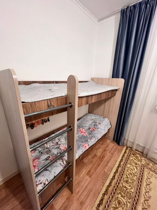 Двухэтажный кровать продается