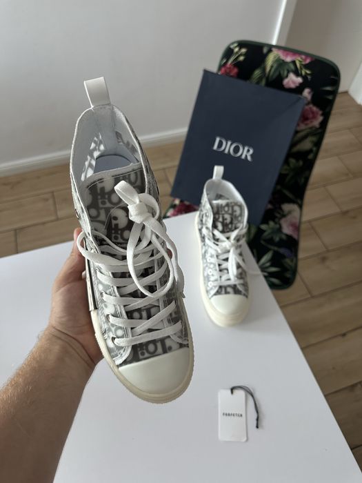 Adidasi Dior B23