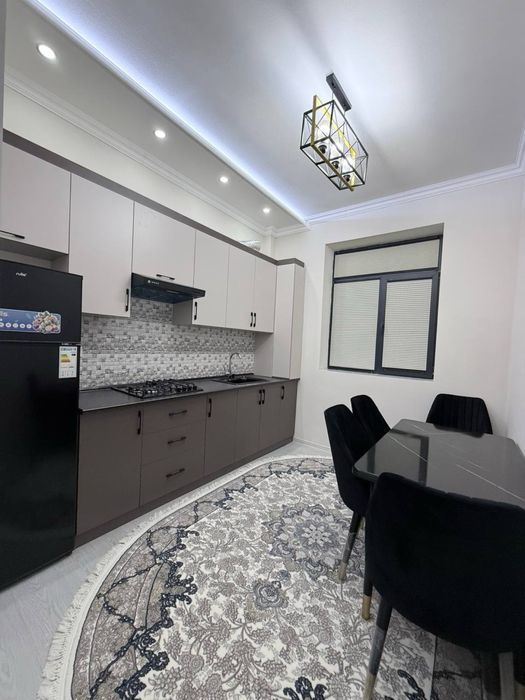 Продается 4 ком. Квартира площадью 91 кв.м. В Геофизике