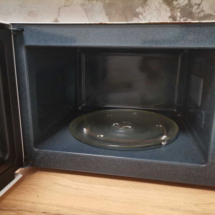 Микроволновка б/у