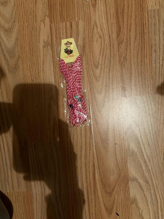 Продавам мартеници