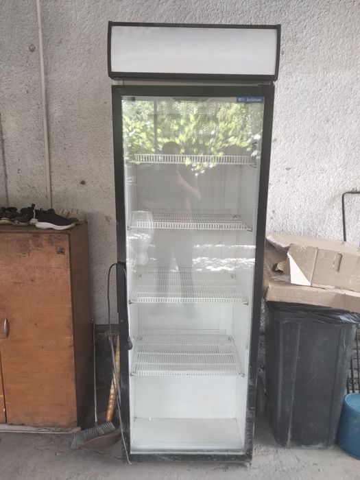 Продам холодильник