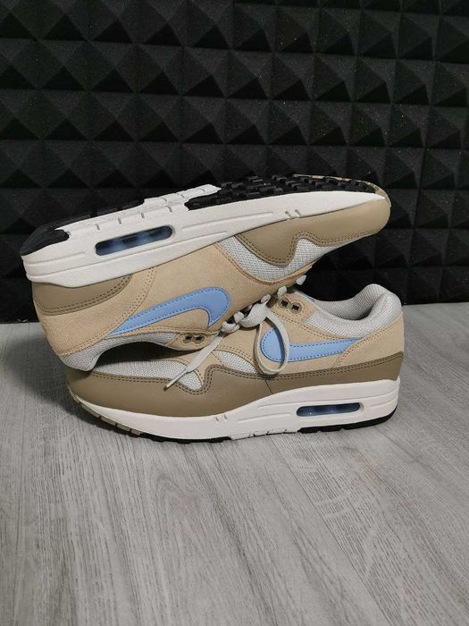 Sneakeri NIKE AIR MAX 1 Low - light bone/psychic blue/sanddrift/khaki